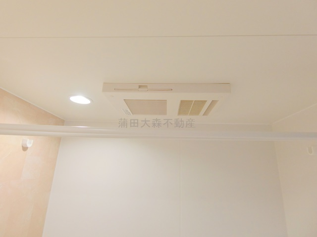 プルナス蒲田の浴室