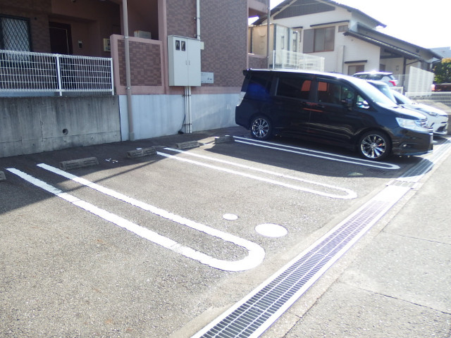 アネックスマンションの駐車場