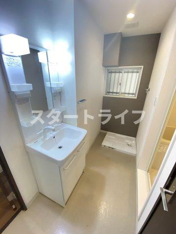 大阪市淀川区木川西１丁目の賃貸マンションの洗面所