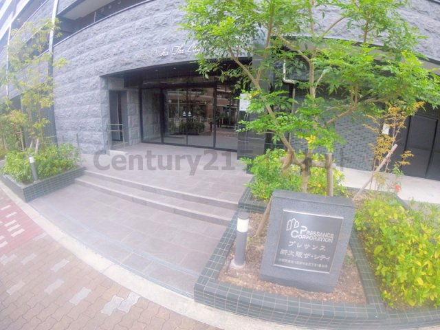 【エントランス】 | プレサンス新大阪ザシティ