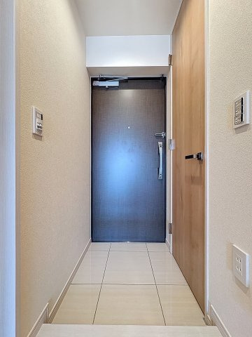 フレンシア四谷左門町の玄関|月額管理料無料！賃貸管理はアブレイズパートナーズにお任せを！