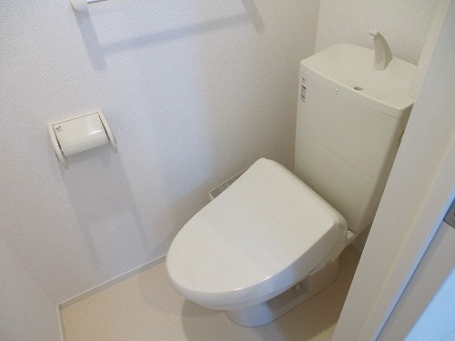 コンフォール安室のトイレ