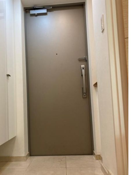 プラウドジェム市ヶ谷の玄関|毎日通る玄関はこちらです