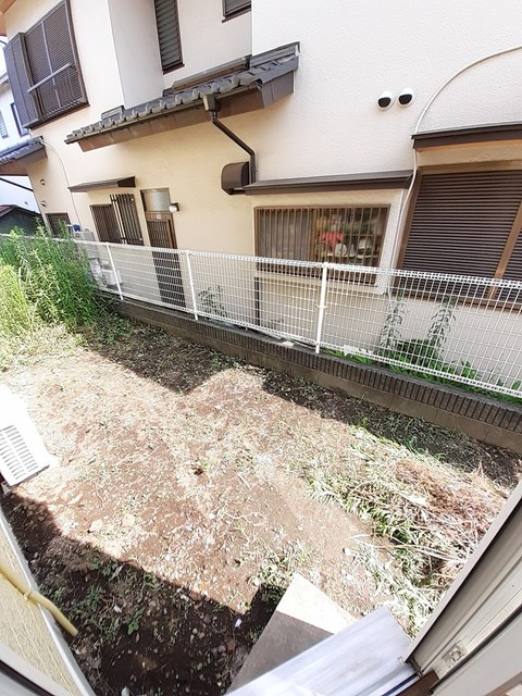 トマト館の庭|庭