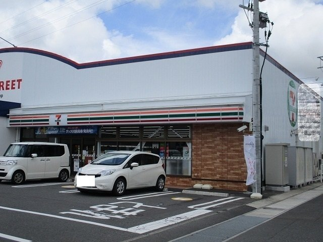 ベル・フローラの周辺|セブンイレブン宮崎桜ケ丘町店まで700m