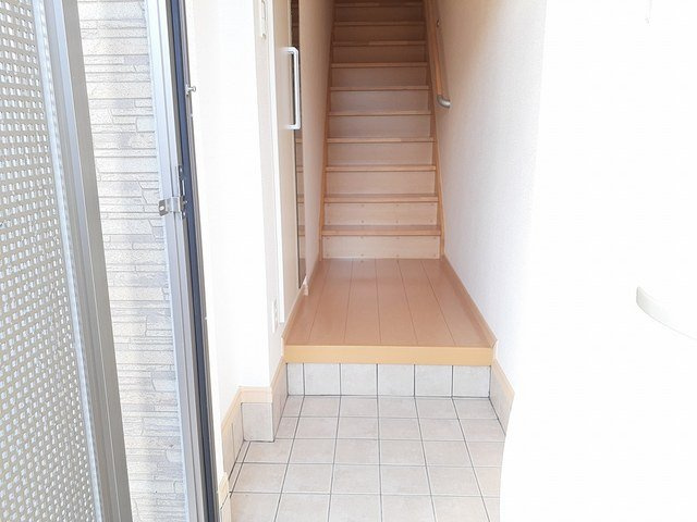 サンライズ神楽の玄関