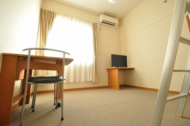 レオパレスルナシャインⅢのその他|2階居室