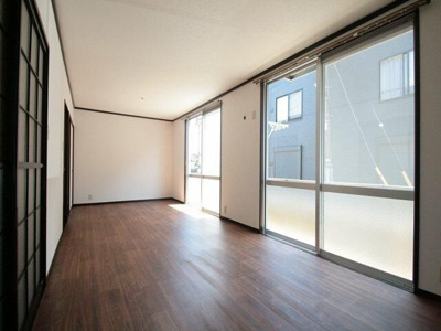 【洋室】 | 第１春美コーポ | 広々とした洋室です