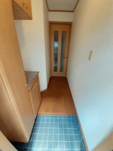 ガ－デンハウス大町の玄関