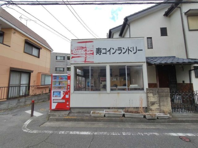 レオパレス小荷田２の周辺