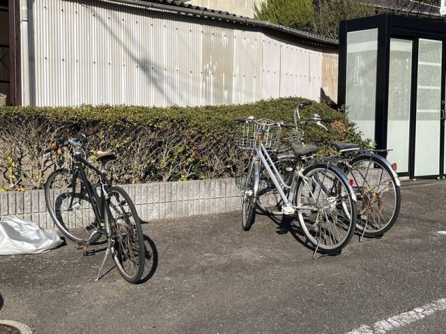 レオパレスシェルフィード山越のその他