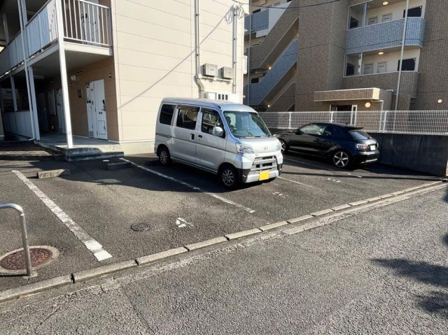 レオパレスシェルフィード山越のその他
