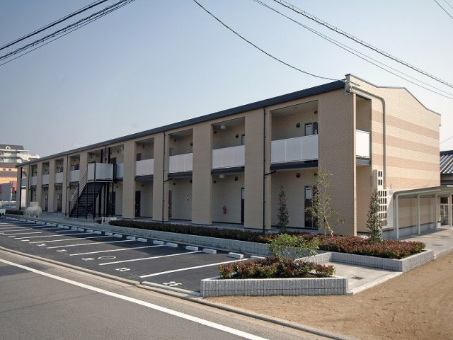 レオパレスブラン　Ｄｕｅの外観