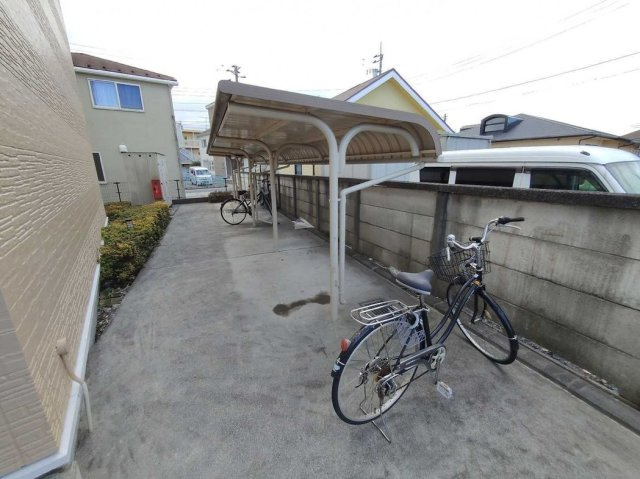 レオパレス小荷田２のその他