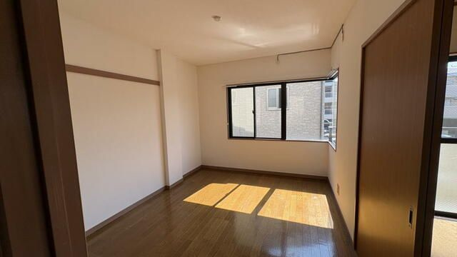 【洋室】 | 第７ＹＳハイツ | 個人の部屋や寝室として使える洋室です