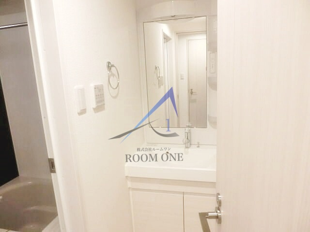 日本橋ＲＯＯＴＳの洗面所|洗面台です。