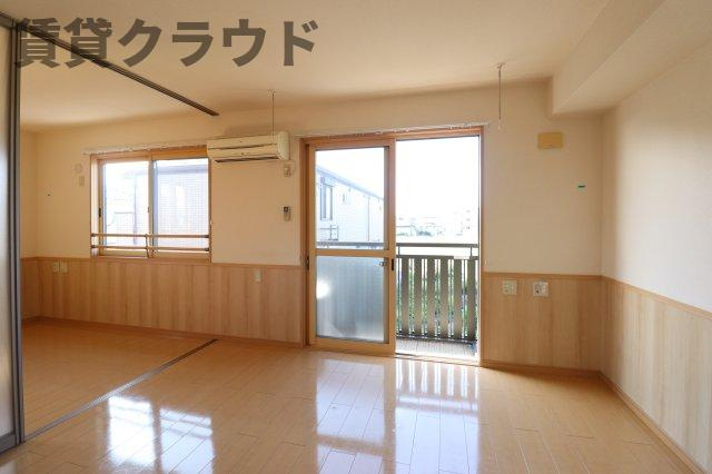 バニュルス　Ⅲの居間・リビング|おしゃれな居間です