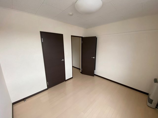 レオネクストハピネス３号館の寝室