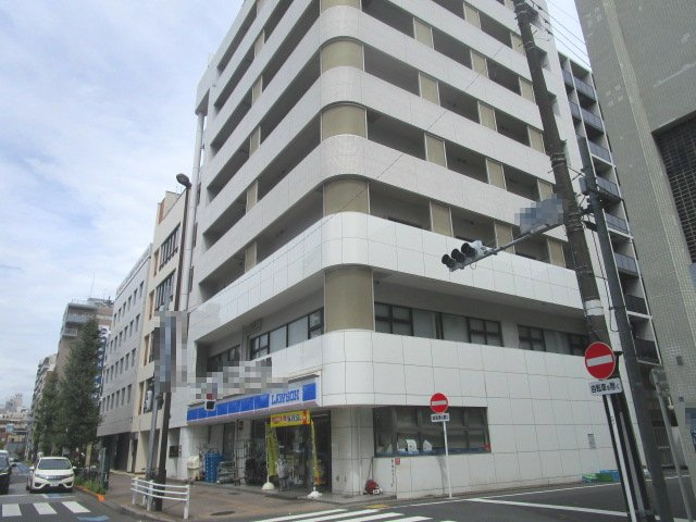台東区浅草７丁目のビル