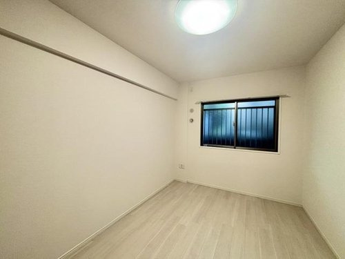 レーベンハイムひばりヶ丘の洋室|綺麗な洋室です