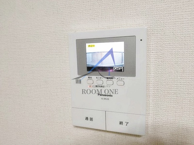 Reel.74のセキュリティ|モニター付インターホンです。