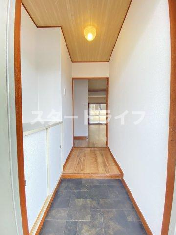 大阪市東淀川区東中島２丁目の賃貸マンションの玄関