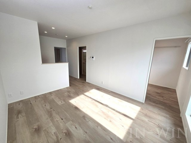 GLADIAの居間・リビング|イメージ（同建物内別部屋の写真です）