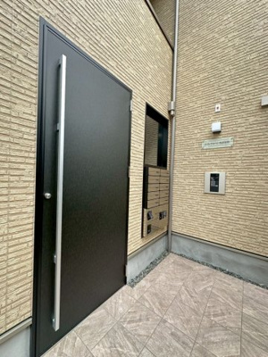 【エントランス】 | ラウレアコート吹田原町