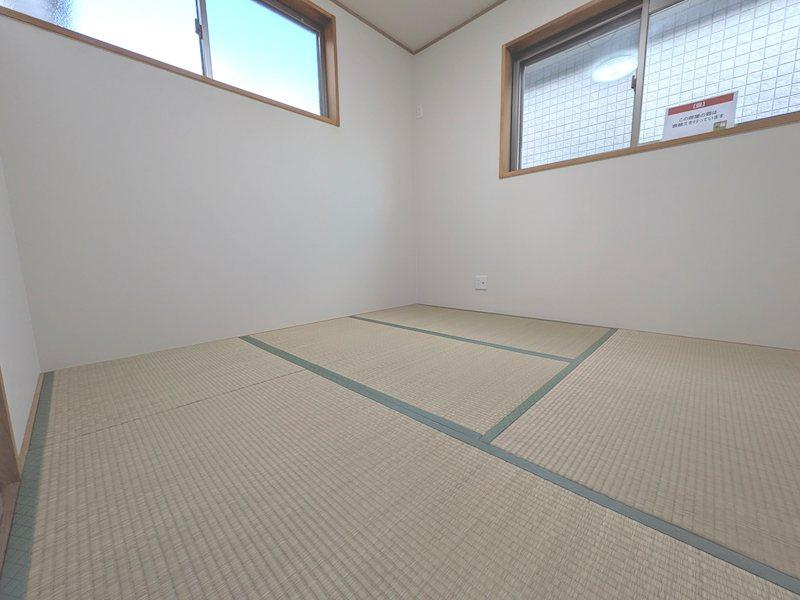 梅が枝　中古一戸建ての和室|和室4.5帖
■物件内覧・資金計画相談・住宅ローン相談、リフォーム相談、お問合せ受付中■
※当日・翌日のご内覧、ご相談はお電話でのお問合せがスムーズです！