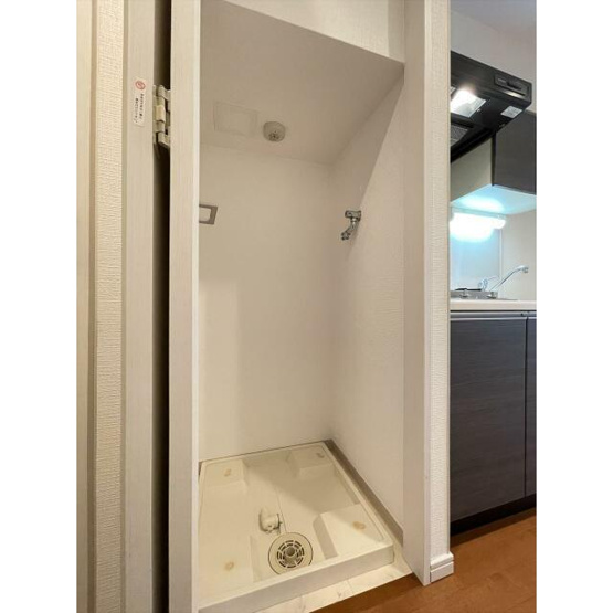 【設備】 | スカイコート新宿落合壱番館 | 室内洗濯機置き場。