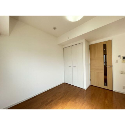 【寝室】 | スカイコート新宿落合壱番館 | きれいなフローリング。