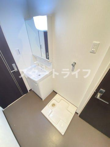 大阪市東淀川区東中島３丁目の賃貸マンションの洗面所