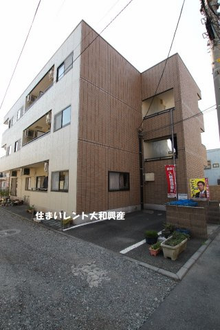 ソレアードの駐車場