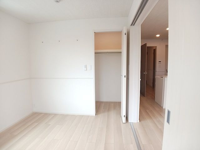 ヒカルサ尼崎神崎町の収納