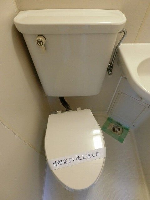 ジュネパレス松戸第１３３のトイレ