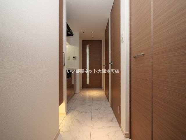 S-RESIDENCE福島Luxeの玄関