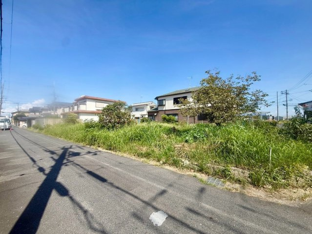 野洲市小南　建築条件無し売土地の前面道路含む現地写真