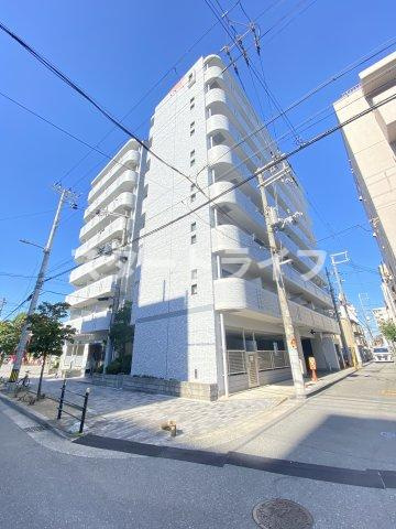 大阪市淀川区東三国１丁目の賃貸マンションの外観