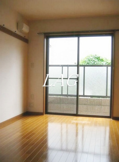 【居間・リビング】 | カサ・アギーラ | 洋室のお部屋です。