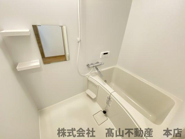 カローレ岡垣Ⅱの浴室