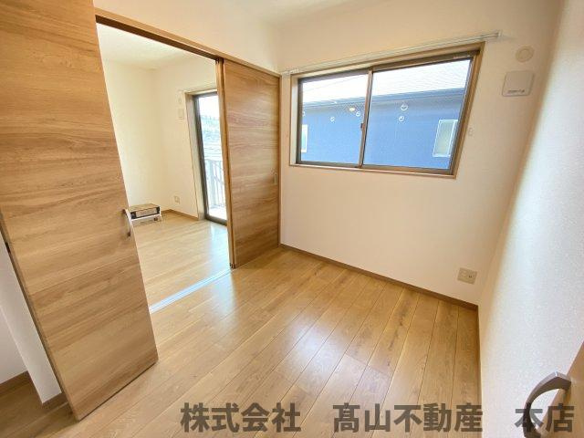 カローレ岡垣Ⅱの居間・リビング