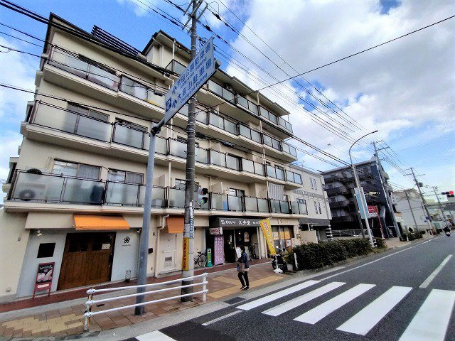 神戸市兵庫区下祇園町の賃貸マンションの外観