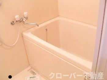 エトワール・ＡＩ　Ａの浴室