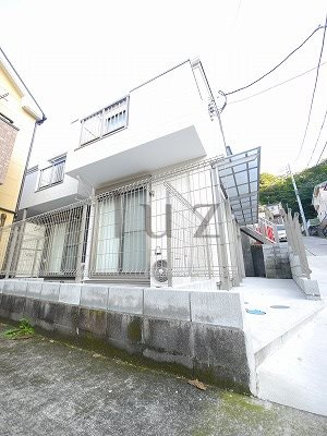 グランシャトー弘明寺の外観