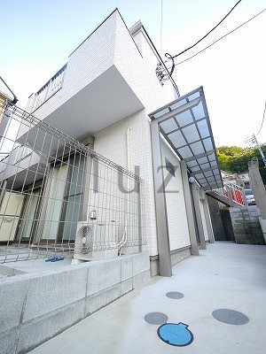 グランシャトー弘明寺の外観