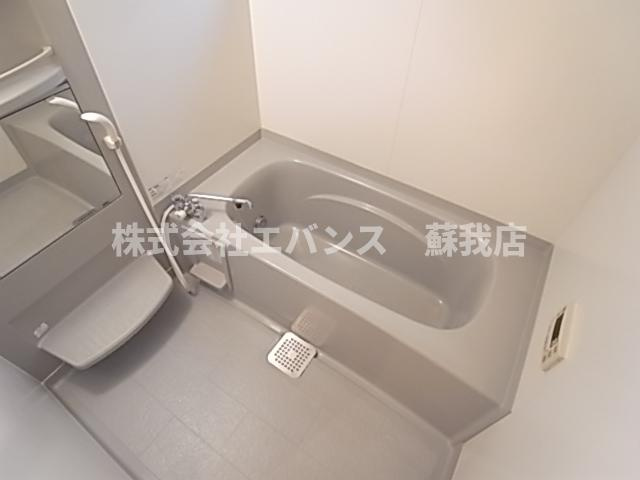 【浴室】 | バニュルスⅢ | 日々の疲れを癒すお風呂付です