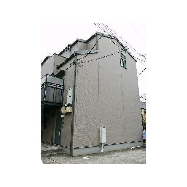 ウッドベル三軒茶屋の外観