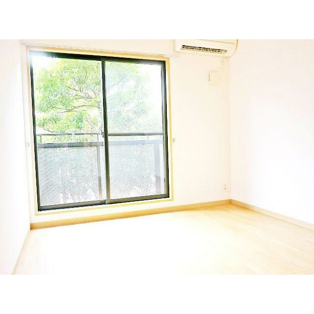 ウッドベル三軒茶屋の居間・リビング