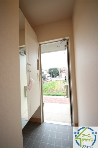 サワーフローラ　C棟の玄関|※類似部屋