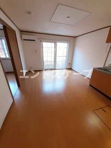 メゾンボヌールＥの居間・リビング|高崎、前橋のお部屋探しはエンドスケープまで！お客様の理想お聞かせ下さい♪
